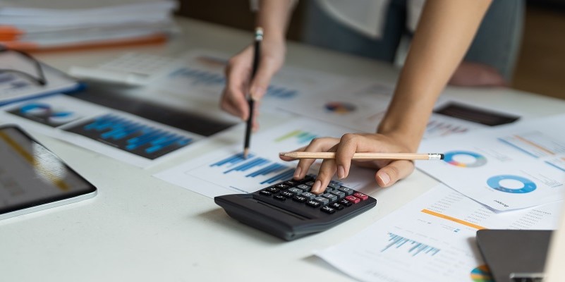 Banco Central aumentó el tope de tasas de interés para créditos en colones y dólares 