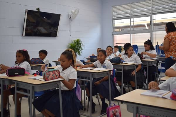 Solo un centro educativo del MEP no pudo iniciar lecciones este jueves 