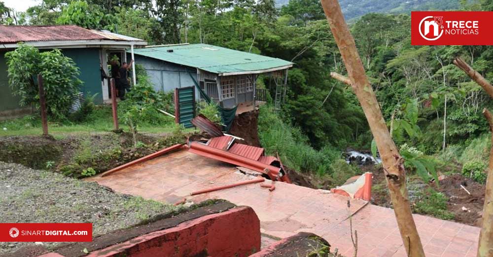 Deslizamiento destruye cuatro viviendas en Turrialba tras intensas lluvias