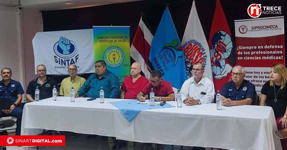 Junta de la CCSS dejaría a 20 mil empleados bajo la Ley Marco Empleo Público, generando controversia entre sindicatos