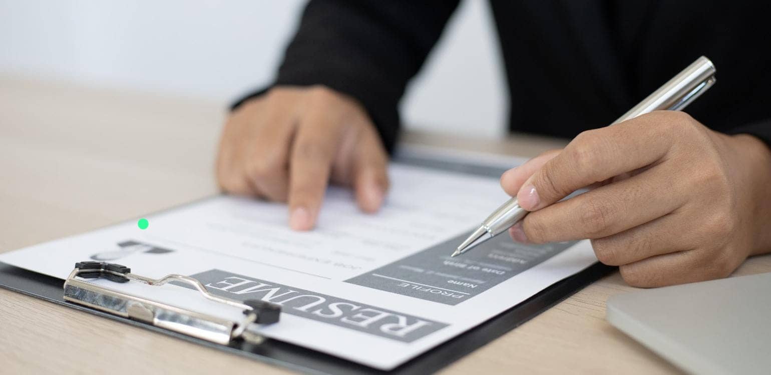 2 mil puestos en feria de empleo de la UNA 