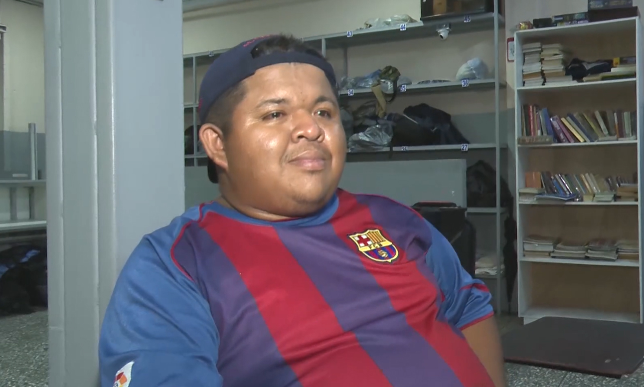 Joven que vivió en condición de calle realizará examen de ingreso a la universidad