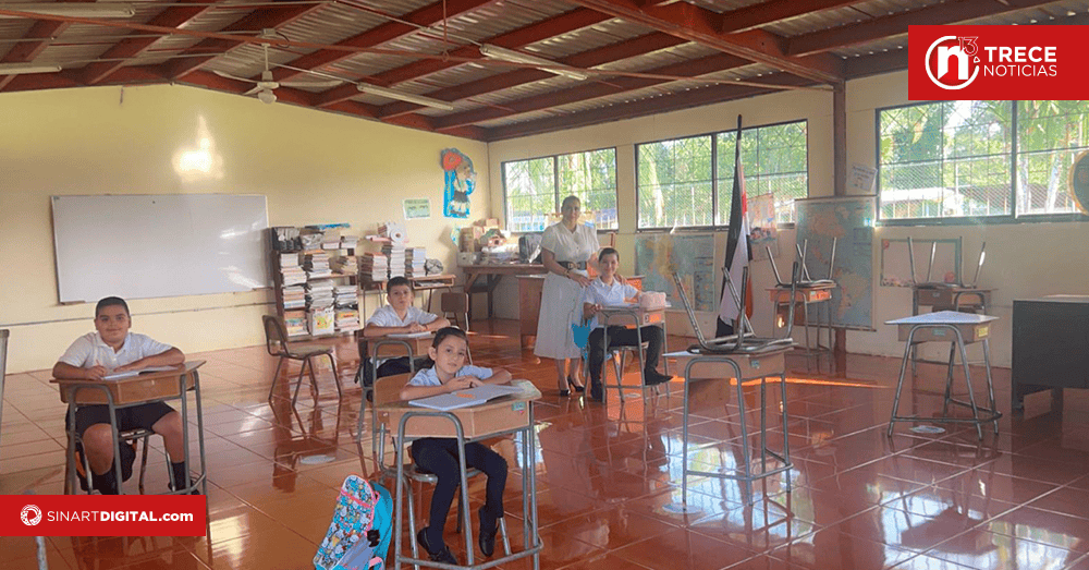 Bajo presupuesto con el que empezó año escolar preocupa a expertos