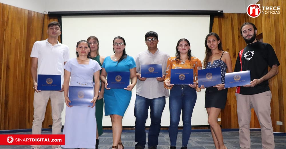 12 estudiantes se graduaron de formación dual