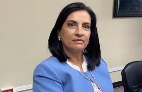 Fiscalía: Marta Eugenia Esquivel detenida por contratación de servicios con millonario sobreprecio