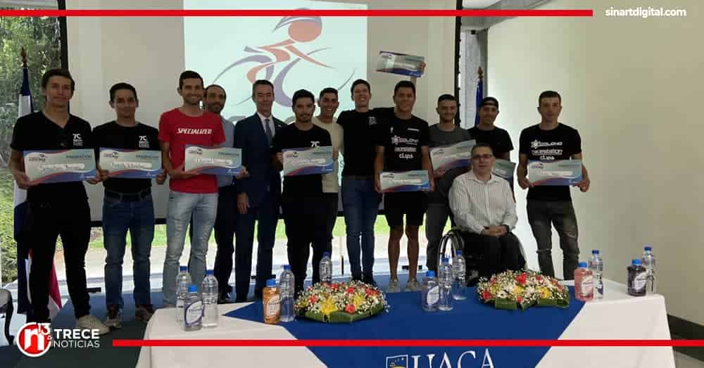 FECOCI entregó premios de la pasada Vuelta Ciclística