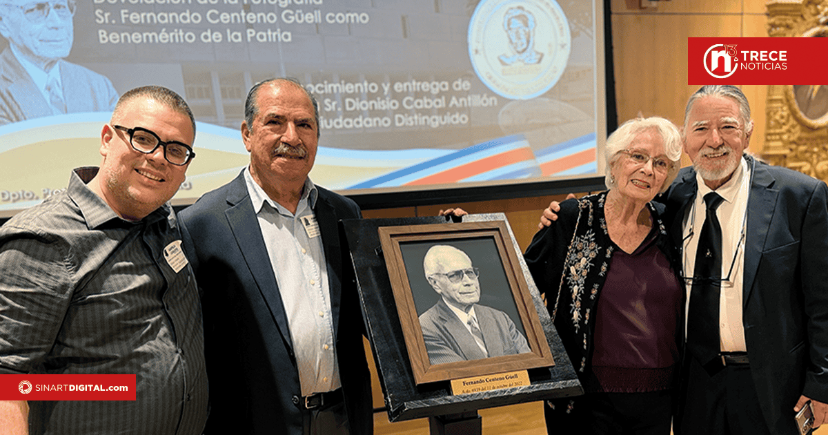 Centeno Güell honrado con retrato en la Asamblea Legislativa
