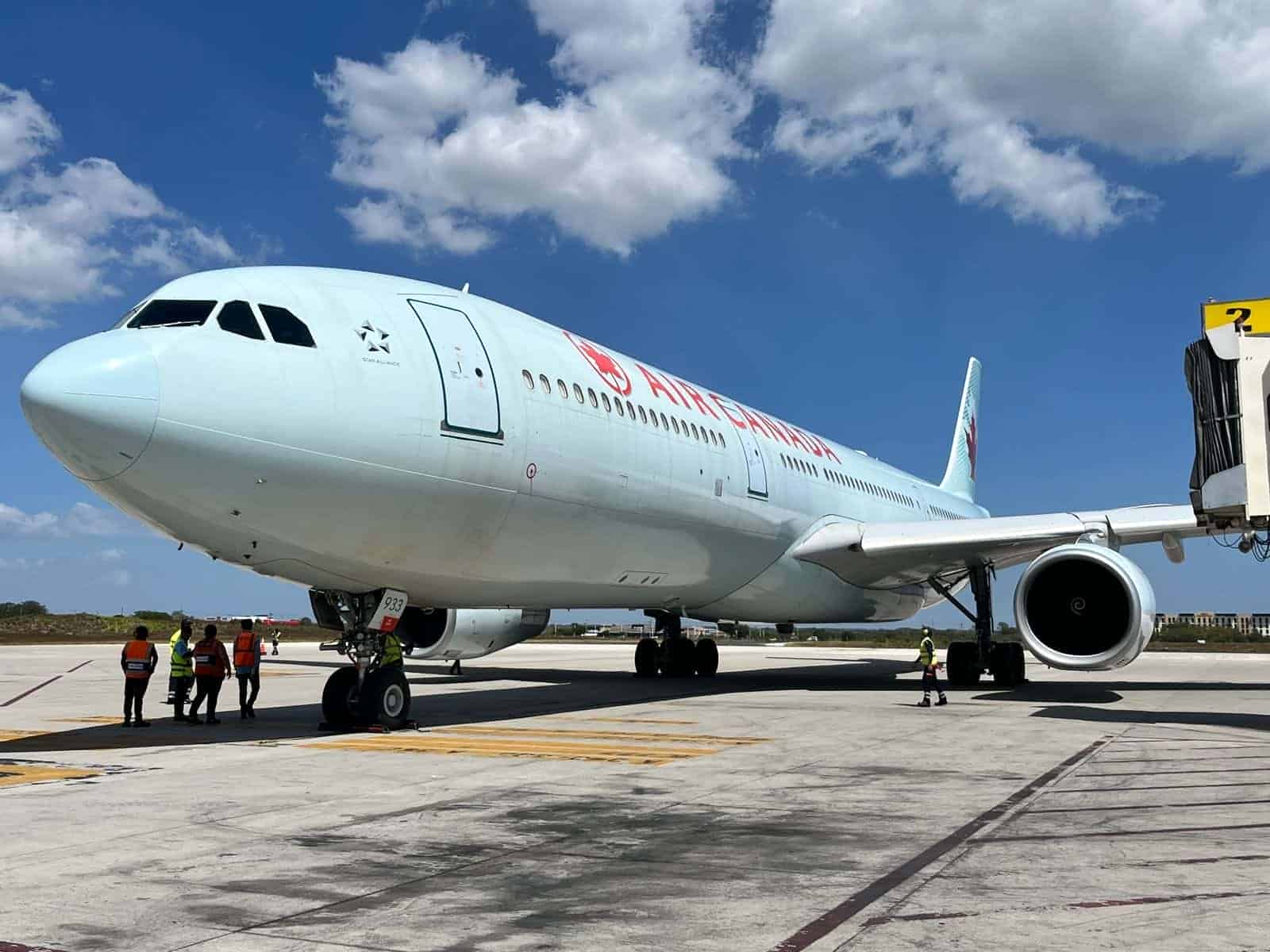 Guanacaste Aeropuerto refuerza conexiones desde Canadá para temporada alta