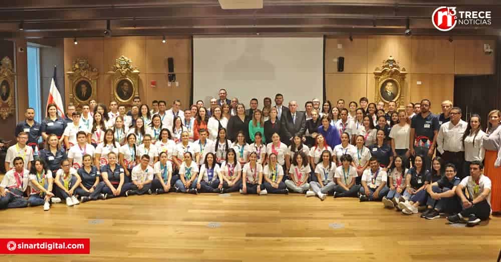 Medallistas de Olimpiadas Especiales recibieron homenaje en la Asamblea Legislativa