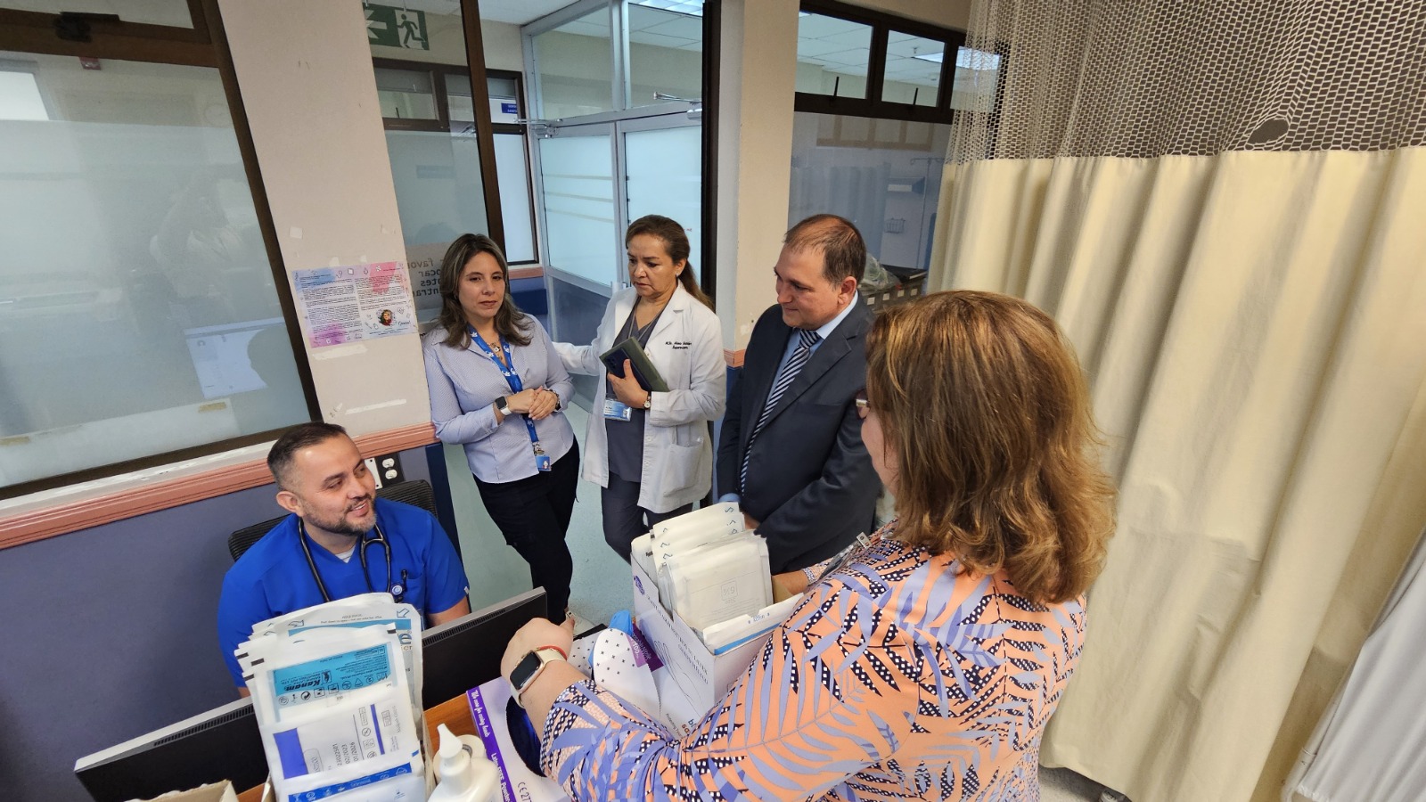 Gerencia médica refuerza la atención en el hospital de las mujeres