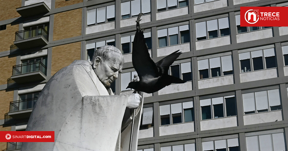 El papa Francisco, con voz cansada, agradece 