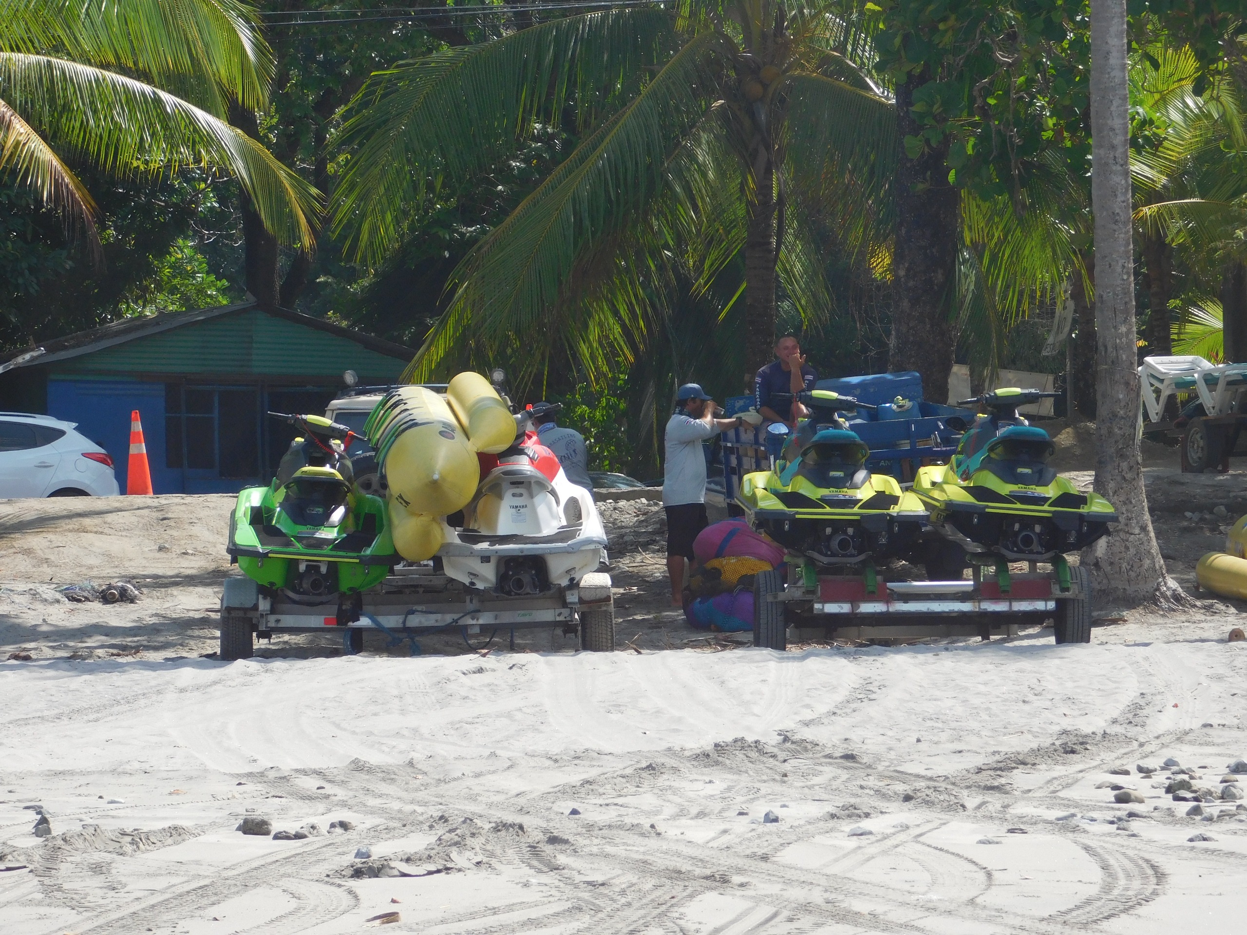 Autoridades piden a vacacionistas extremar medidas en uso de embarcaciones