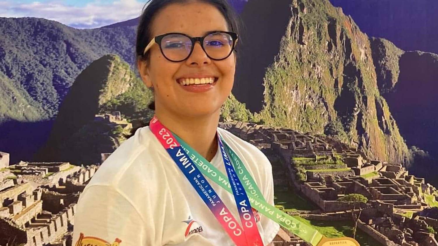 Judoca costarricense busca apoyo para participar de competencias internacionales. 