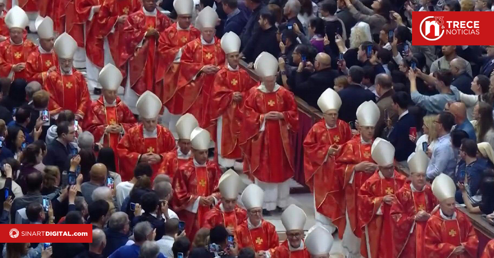 Los cardenales reciben llamado a la unidad antes del incierto cónclave