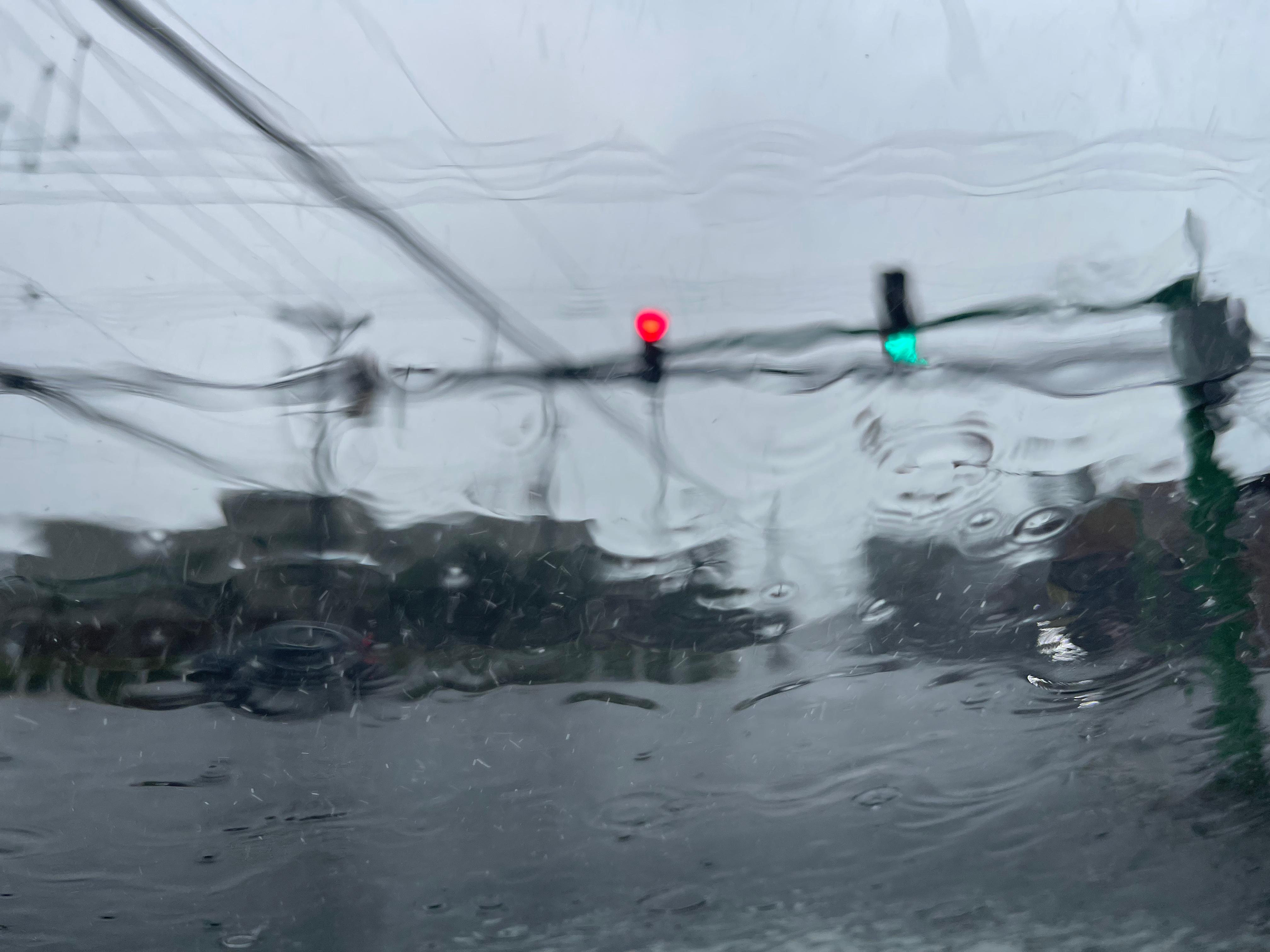 La lluvia no cede: Así estará el tiempo para este jueves 