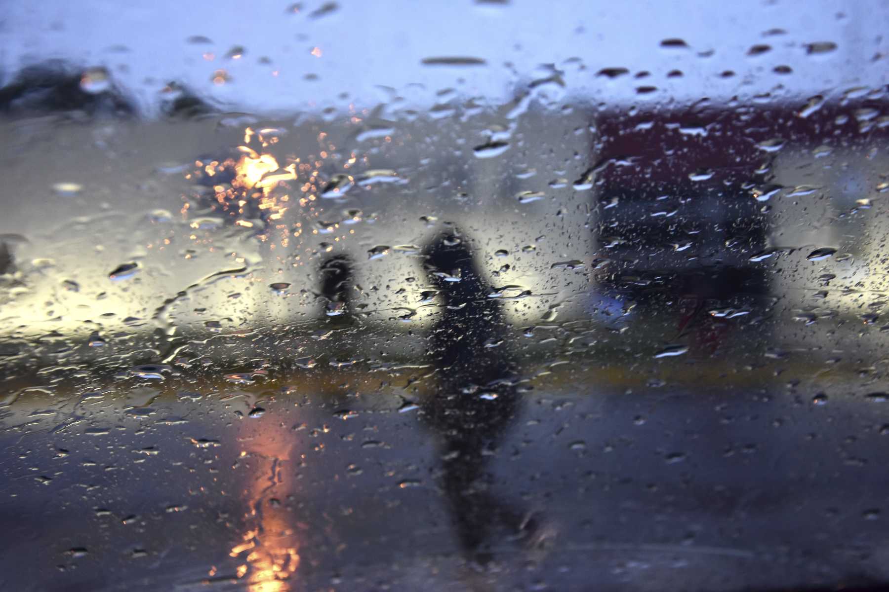 Onda tropical #6 provocará más lluvias este jueves