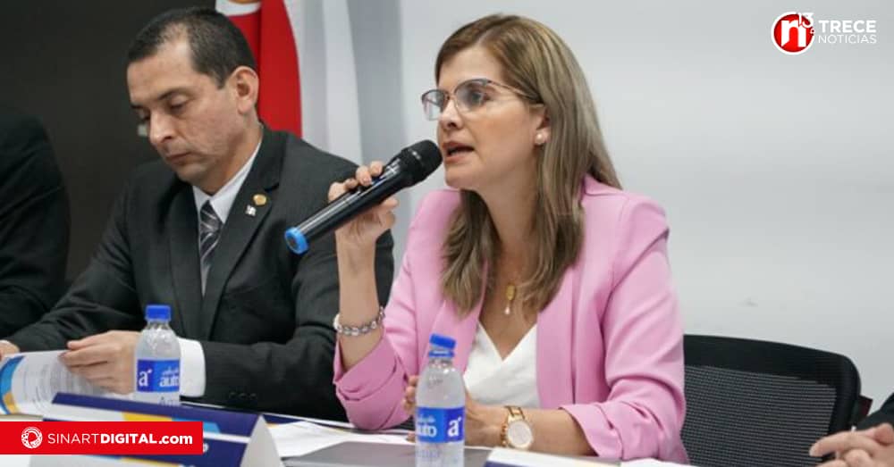 MIDEPLAN desaprueba pasar a salario global a funcionarios que hoy ganan menos 