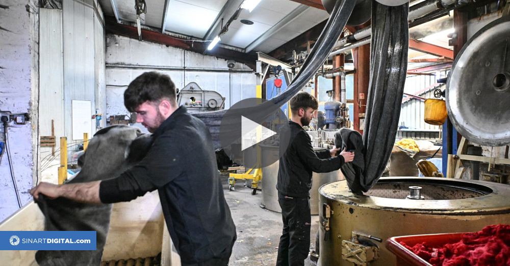 El tejido de lana 'tweed', una tradición que se perpetúa en una isla al norte de Escocia