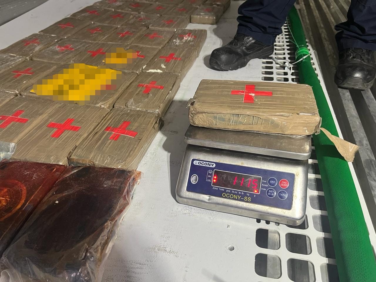 Narcos ocultan 80 kilos de coca en carga lícita que venía de Colombia