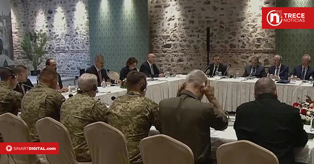 Ucrania y Rusia hablaron sobre un alto al fuego y una reunión Zelenski-Putin