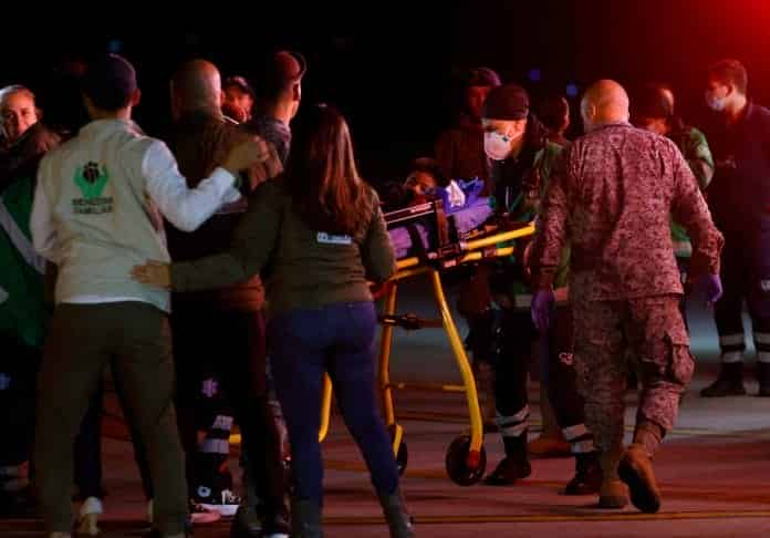 Niños indígenas que sobrevivieron 40 días en la selva colombiana se recuperan en hospital de Bogotá