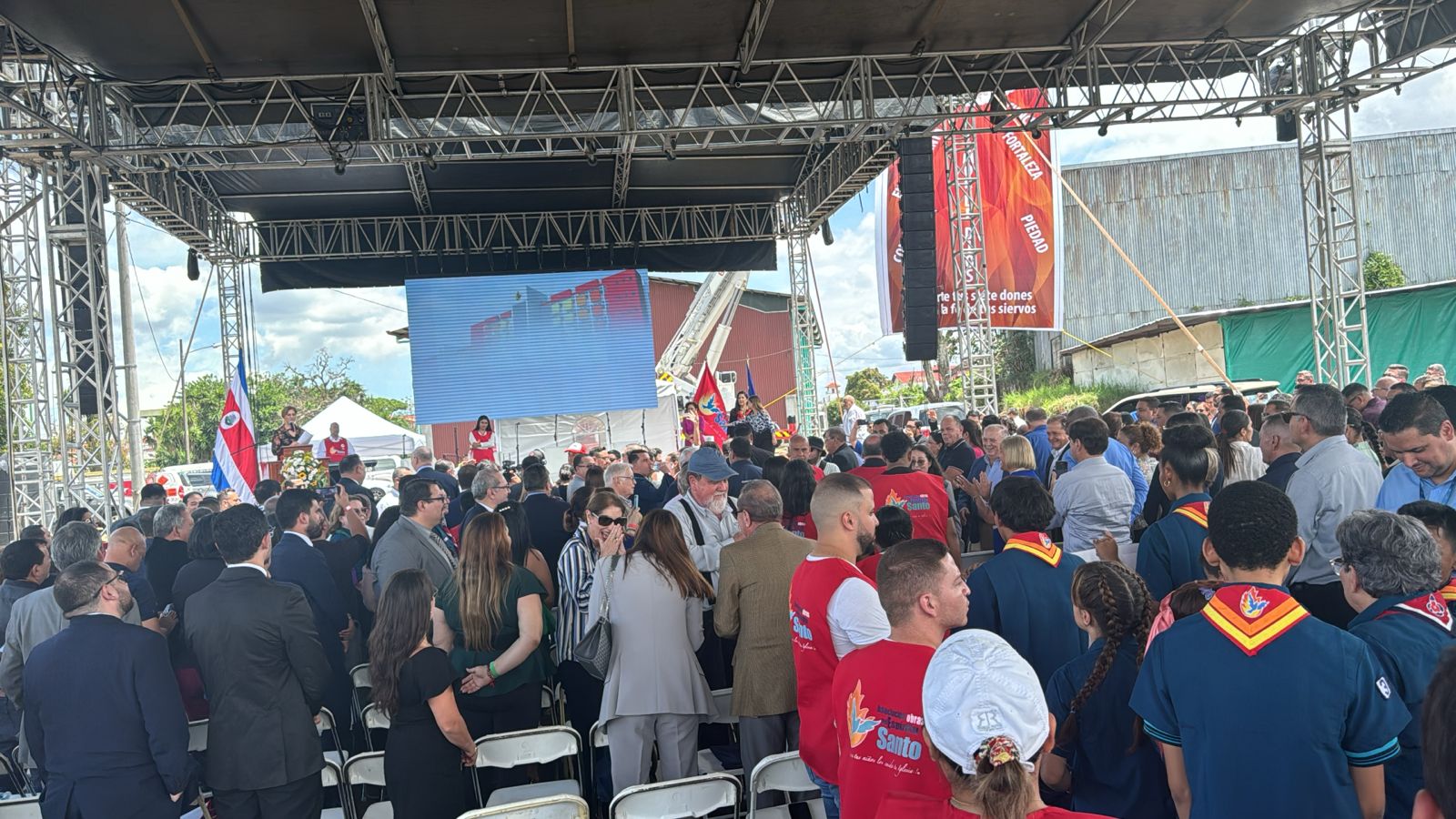 Inicia la Construcción de los Albergues Juveniles 