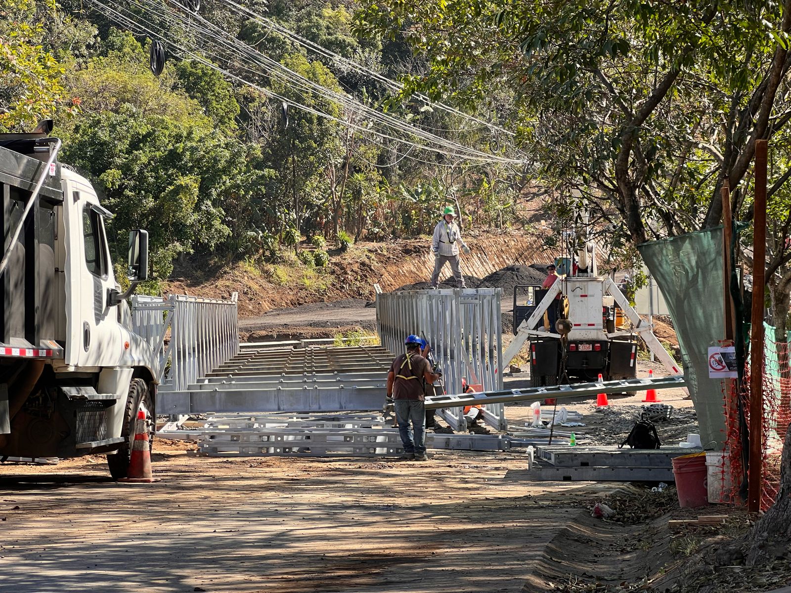 Obras en Bajo Los Ledezma avanzan a buen ritmo para habilitar paso el 15 de marzo