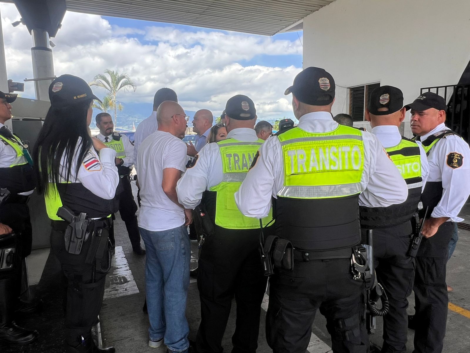 Policía de Tránsito pierde en promedio 10 oficiales por mes