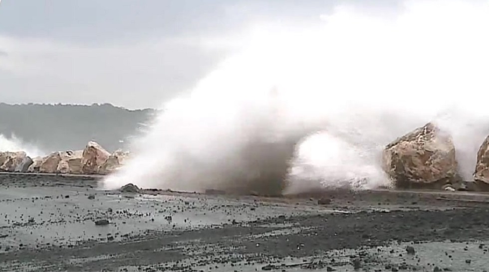 Este fin de semana habrá fuerte oleaje en el Pacífico