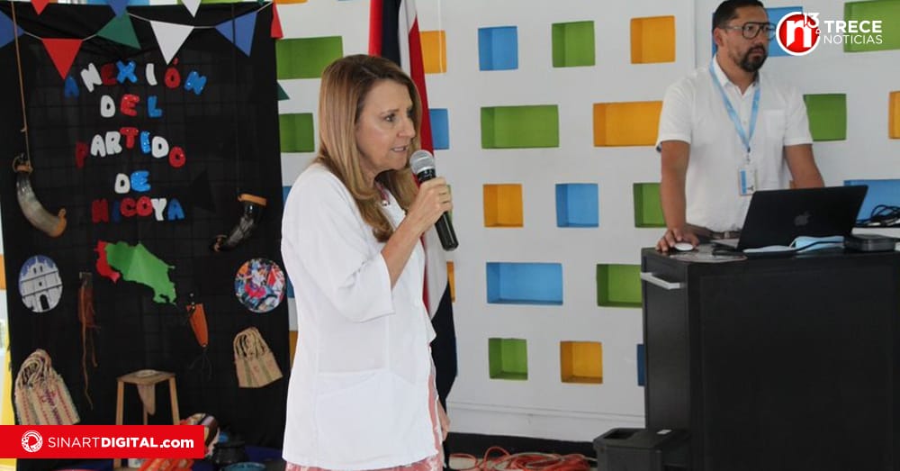 Directora del Hospital de Niños se jubila tras 38 años de trabajo