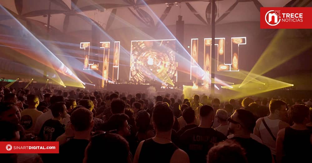 Fanáticos de la música electrónica saltaron hasta las 3:00 a.m. de este lunes