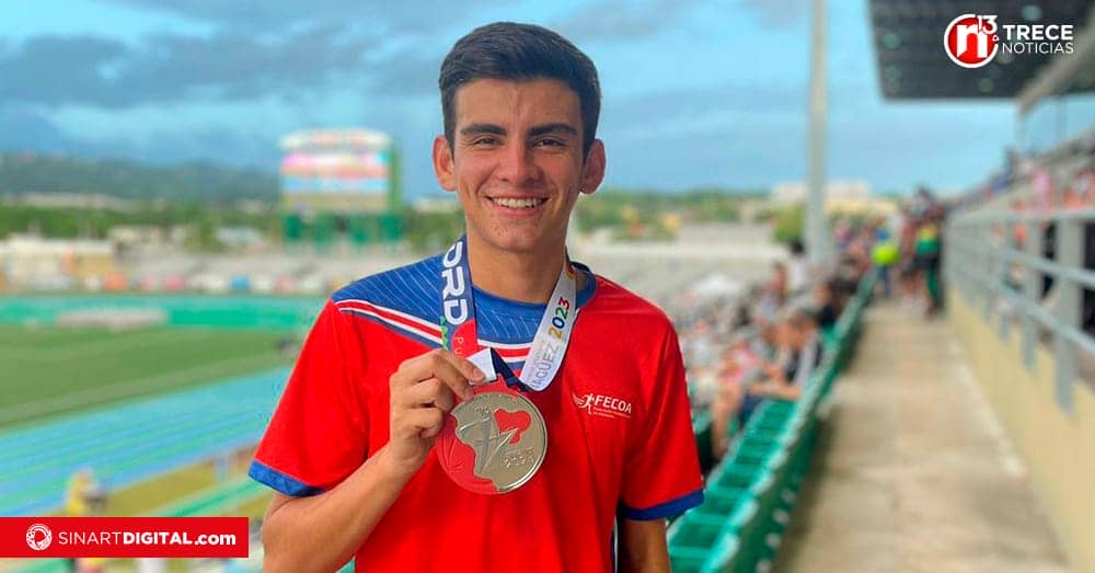 Atleta tico logró medalla de plata en los 3.000 metros con obstáculos