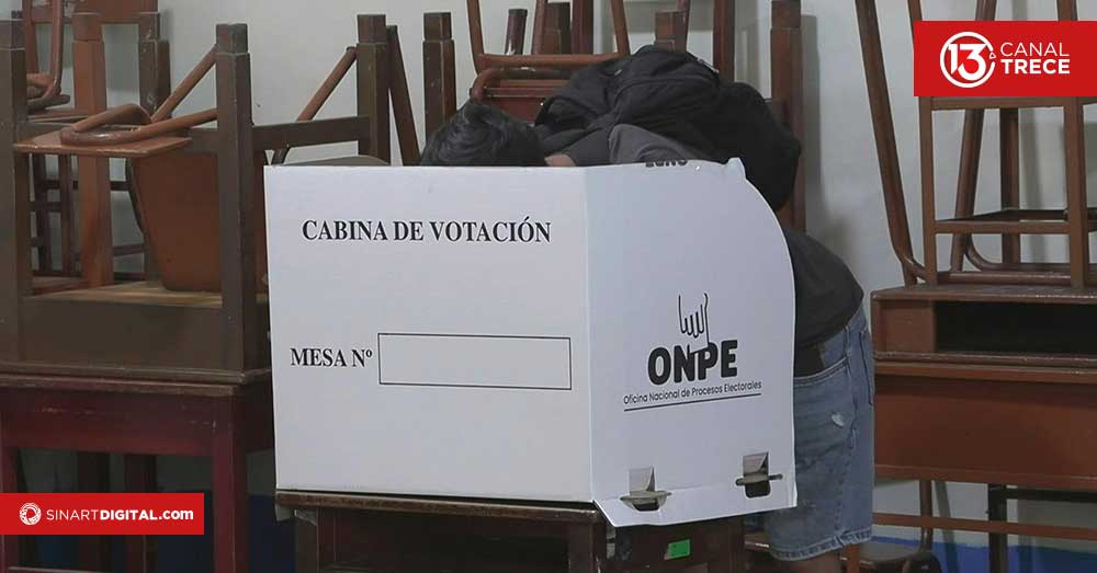 Presidenciales en Perú se reanudan tras incidentes, con la derecha a la cabeza en conteo preliminar