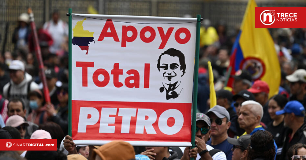 Miles marchan y realizan bloqueos en Colombia en apoyo a reformas de Petro