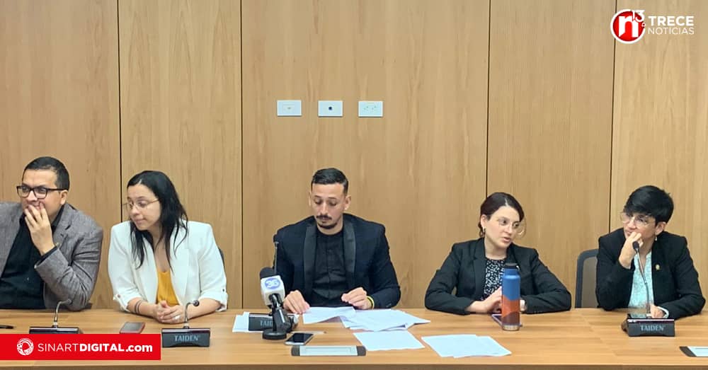 Plan busca reconocer puntos de carrera profesional a docentes para incentivar la capacitación 