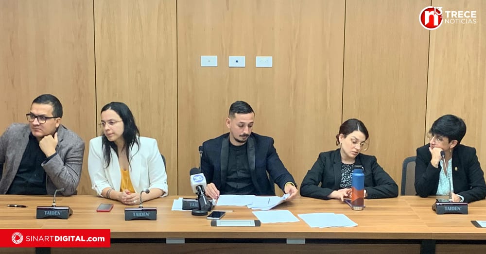 Fracción del Frente Amplio busca reducir a 40 horas la jornada de trabajo.