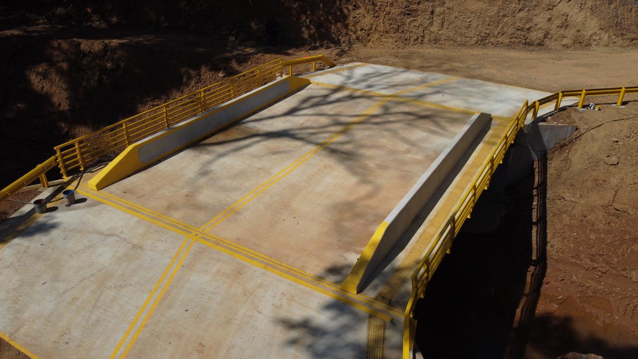 Más de 500 personas en Turrubares se beneficiarán con nuevo puente 