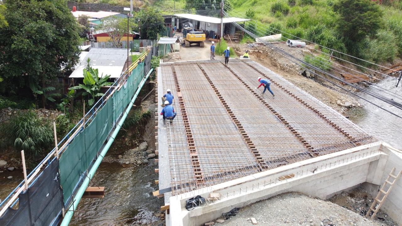 Nuevo puente aliviará tráfico en Desamparados