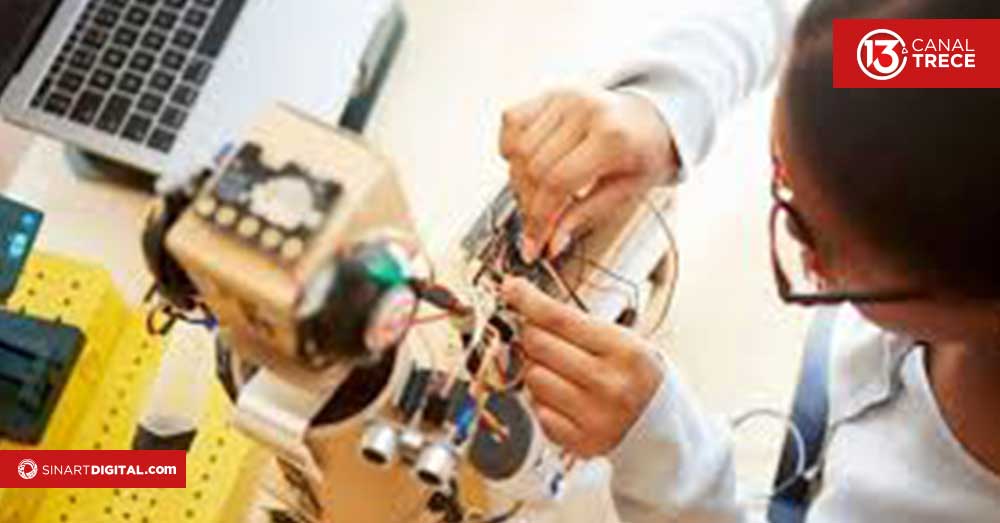 MEP implementa proyecto de robótica para estudiantes con alto potencial. 