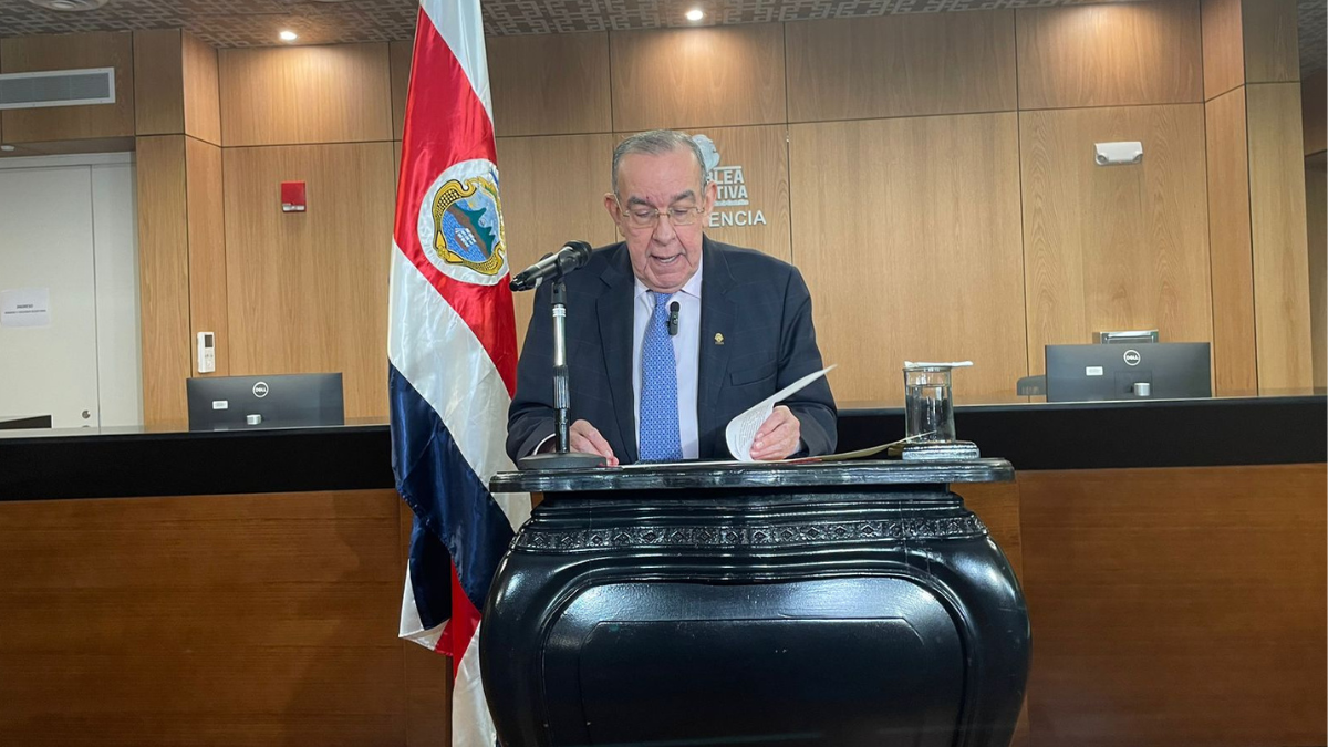 Rodrigo Arias responde a críticas: “La inseguridad ciudadana es el principal problema del país”