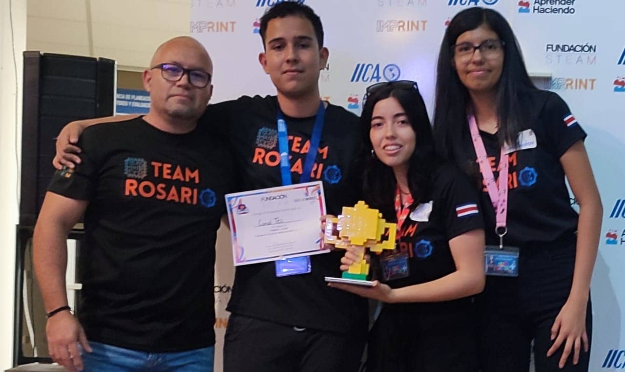 Estudiantes de Naranjo clasifican a la Olimpiada Mundial de Robótica 2023