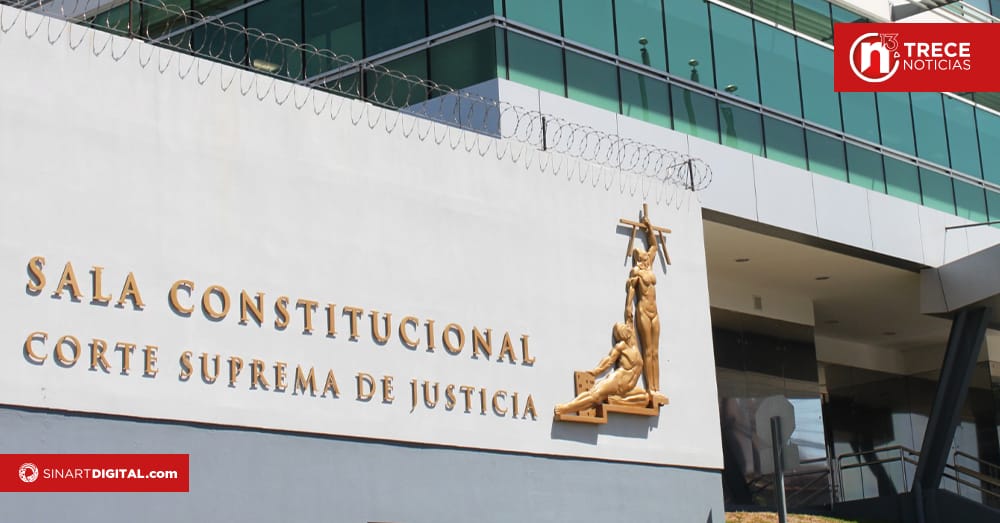  Condenan a bar La Fira por prohibir entrada a muchacho maquillado y con bolso