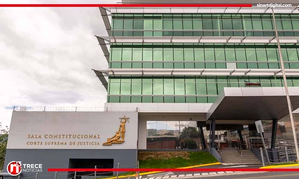 Sala IV da curso a acción de inconstitucionalidad contra Ley de Empleo Público