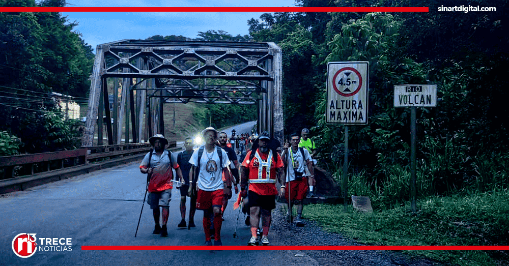 Llegada de los Romeros de Coto Brus a la Basílica de Los Ángeles
