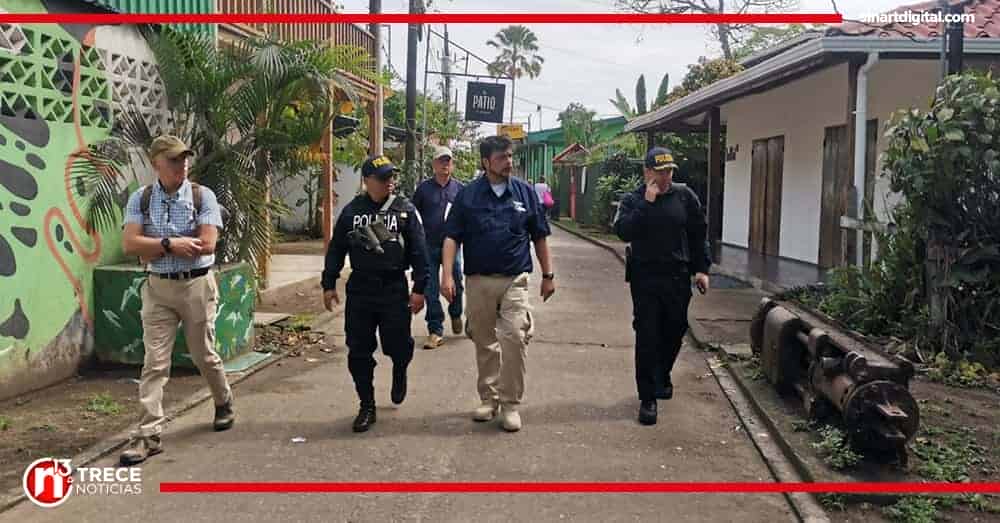 Gobierno se compromete con Tortuguero en inversión para seguridad pública