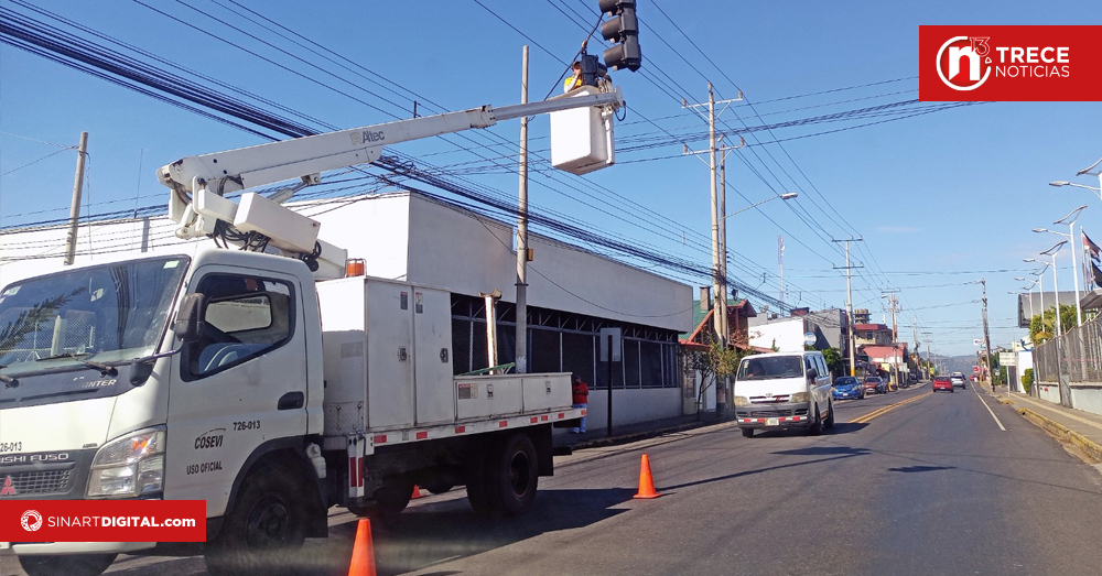 MOPT solicita reportar daños en semáforos durante la temporada lluviosa