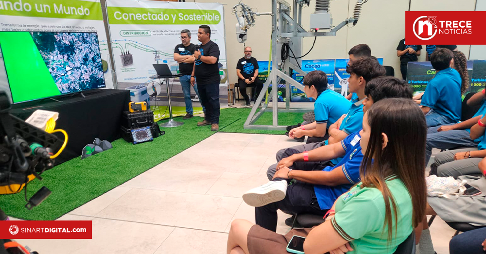 Más de 300 estudiantes de Guanacaste se capacitan en inteligencia artificial, robótica y realidad virtual