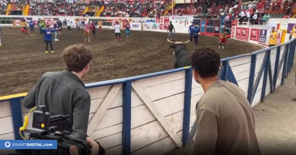 Influencers suecos visitaron Costa Rica solo para conocer el redondel de Zapote 