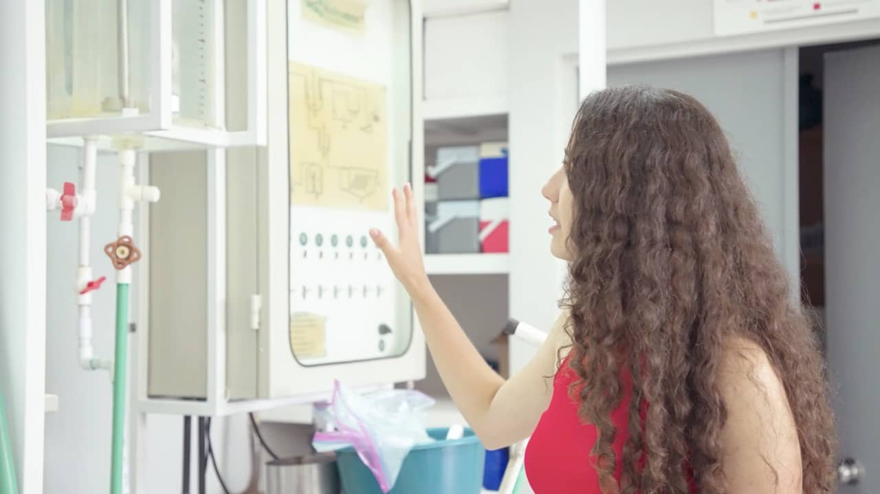 TEC inaugura laboratorio especializado en medir huella ambiental