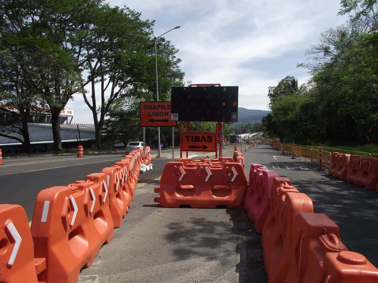 Demolición en puente obliga a mantener cierres nocturnos en vía hacia Tibás